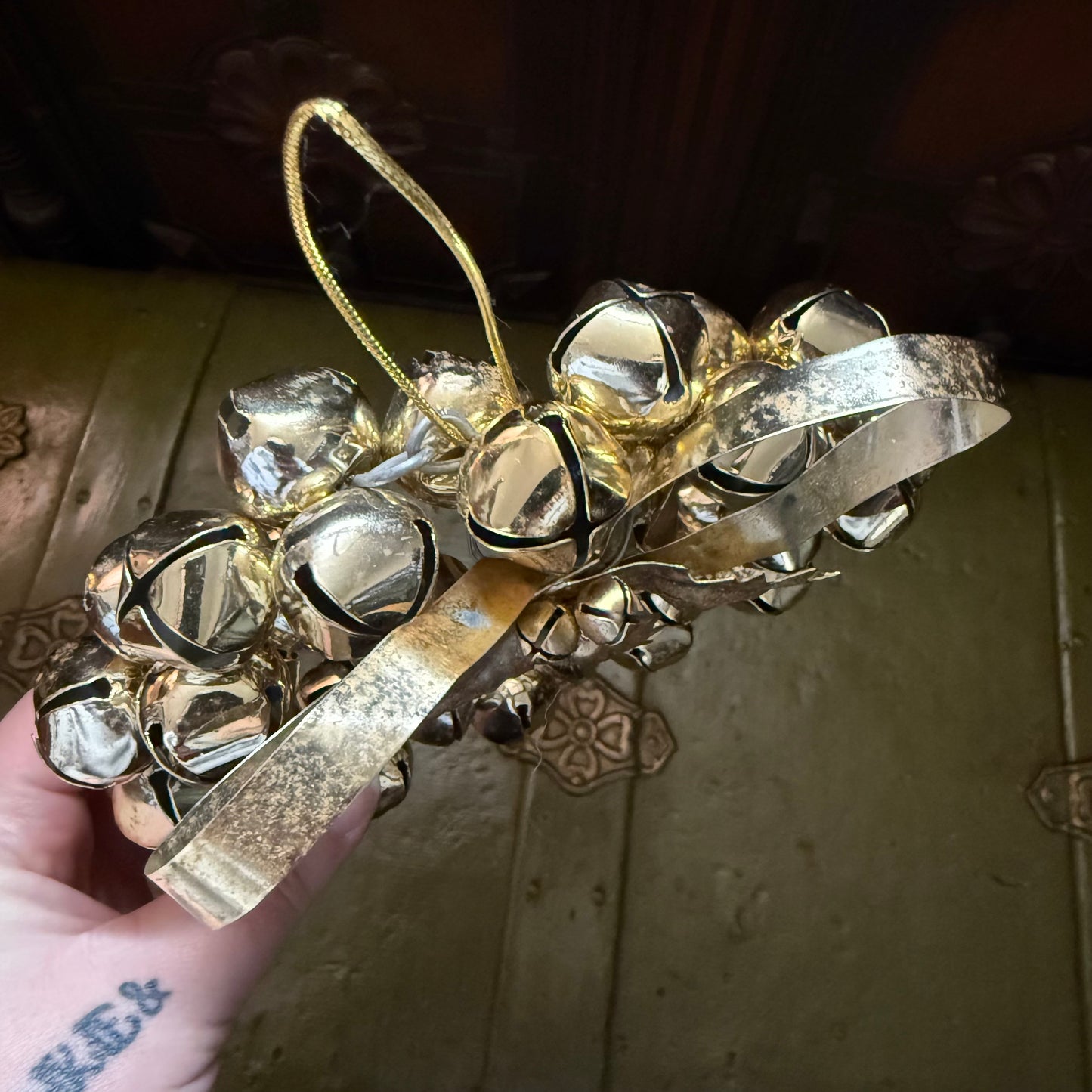 vintage sleigh bell wreath