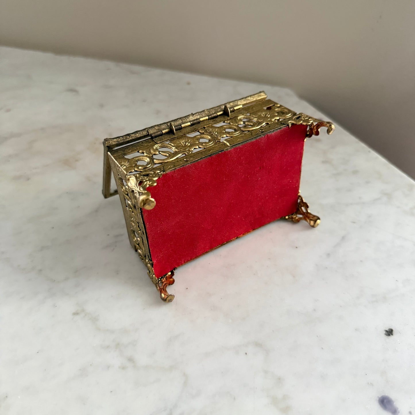 gold filigree jewelry casket