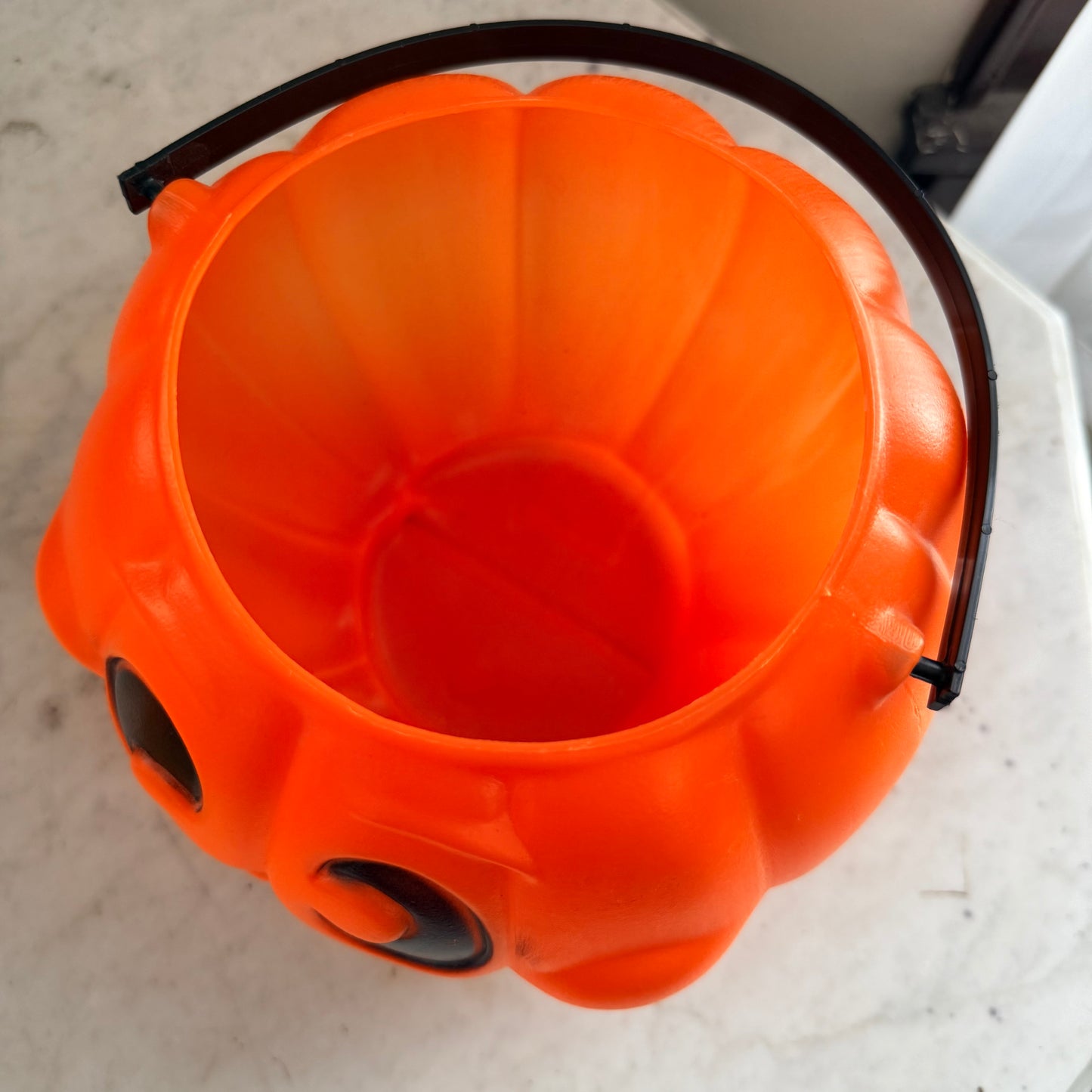90’s jack-o’-lantern candy bucket