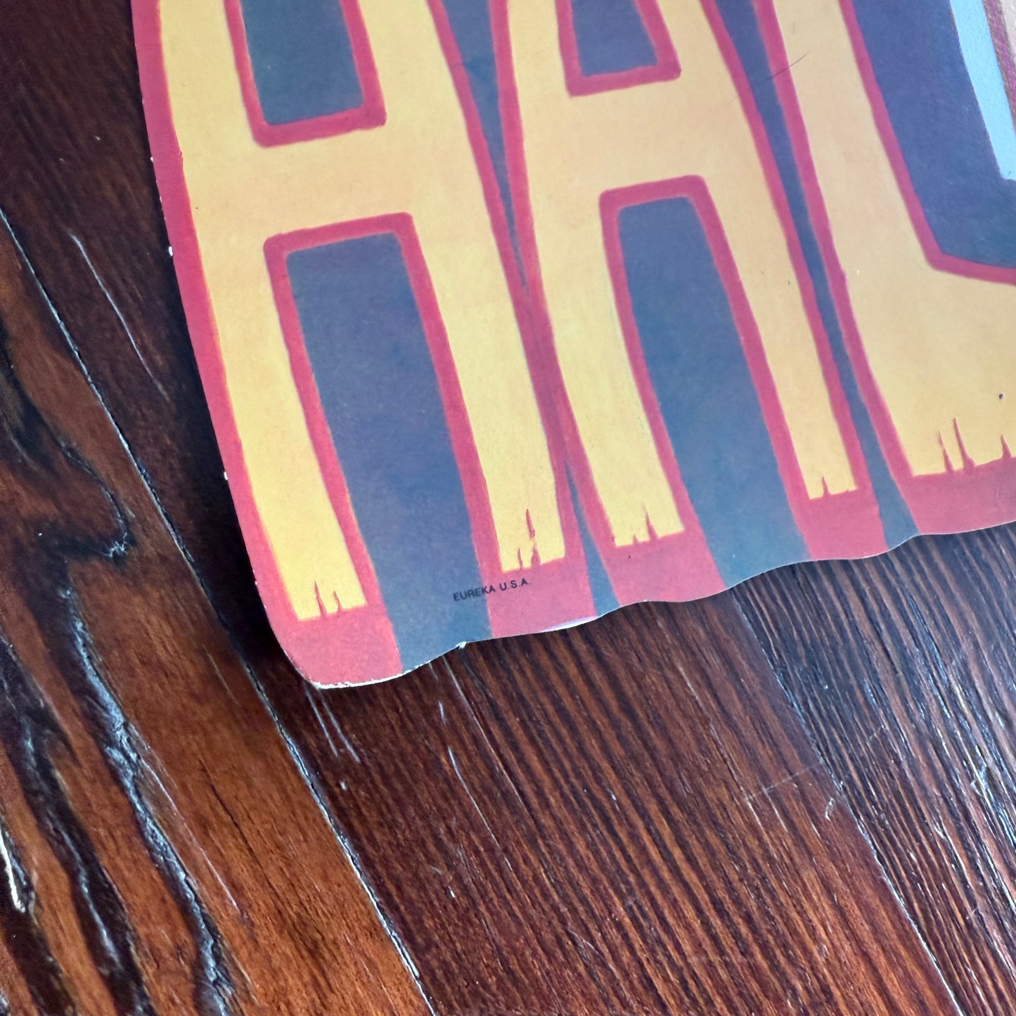 pair of vintage die cuts