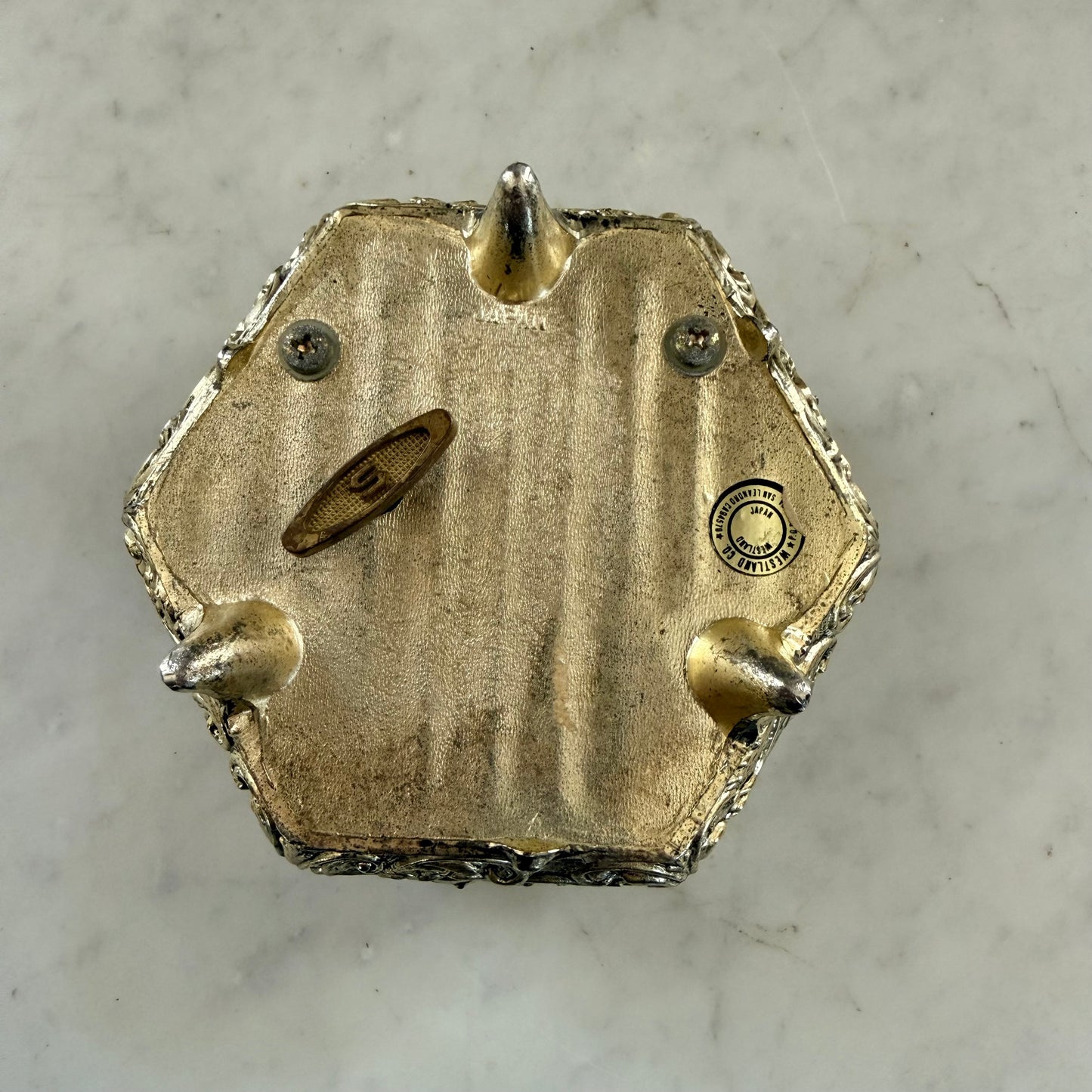 vintage butterfly music/jewelry box
