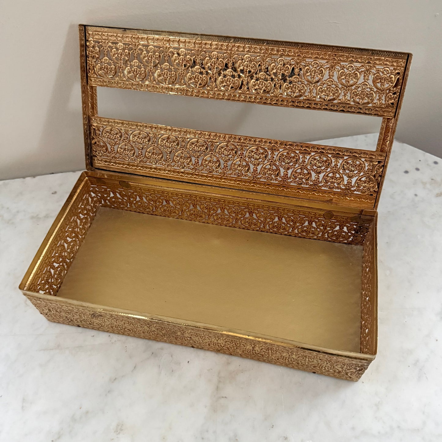 gold filigree tissue box cover