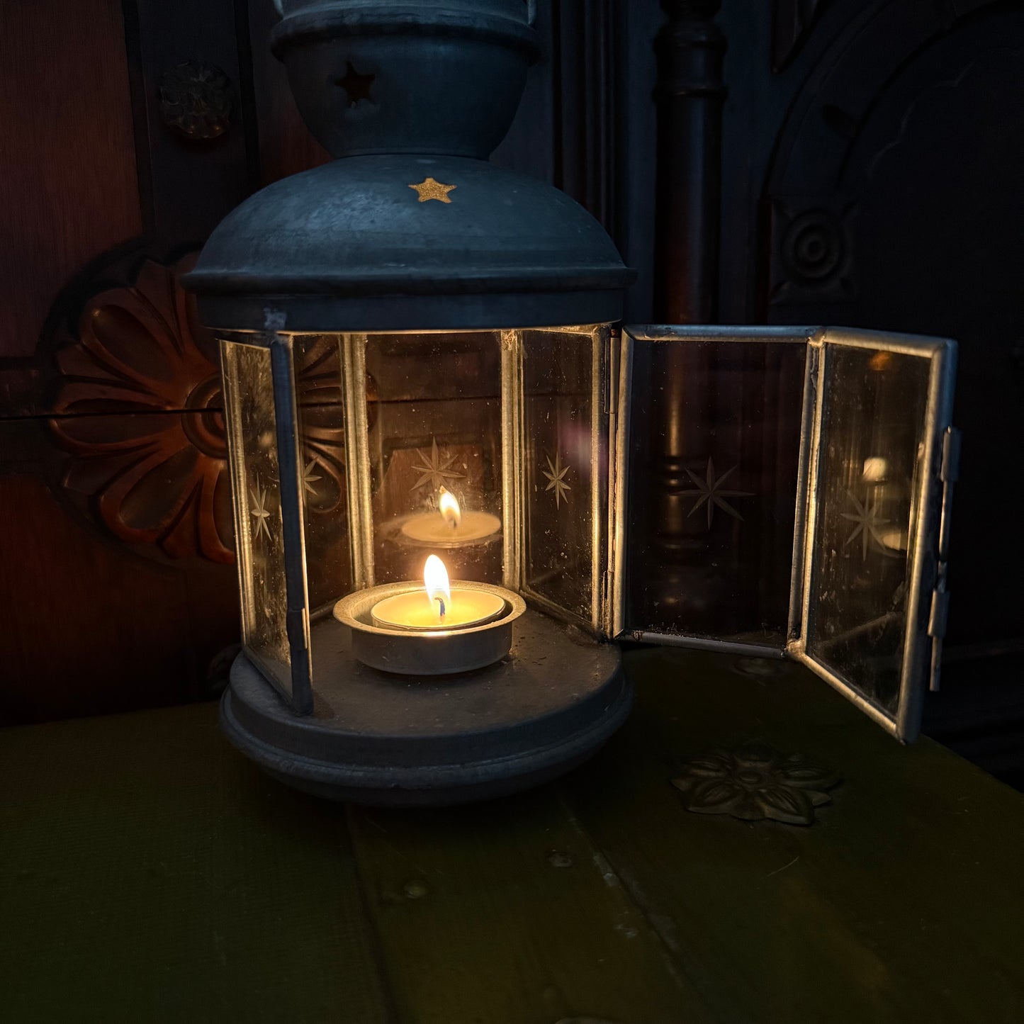 silver tea light lantern