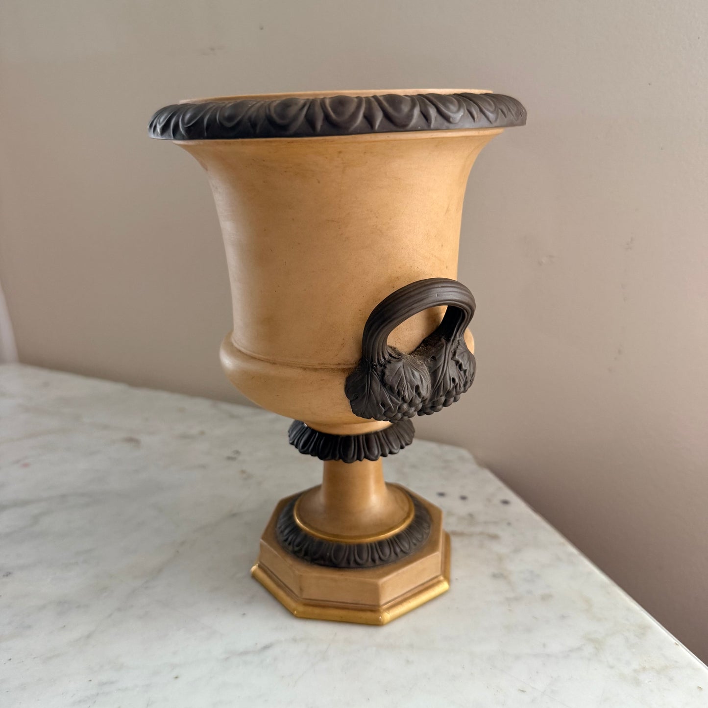 italian urn planter with cameo