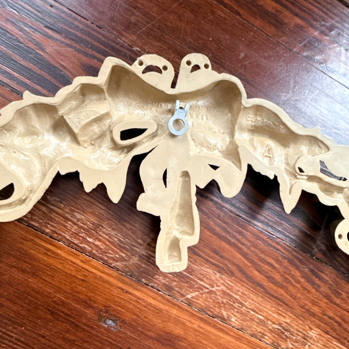 vintage floral swag plaque