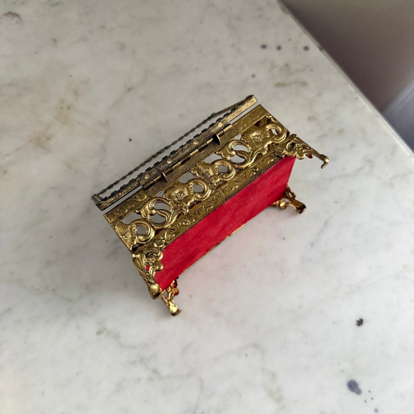 gold filigree jewelry casket