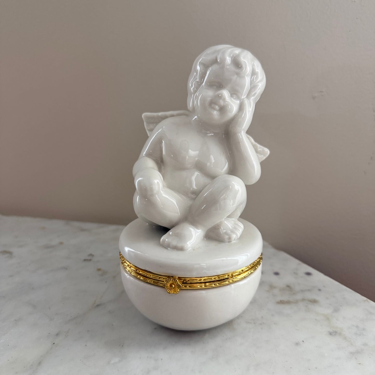 ceramic cherub jewelry holder
