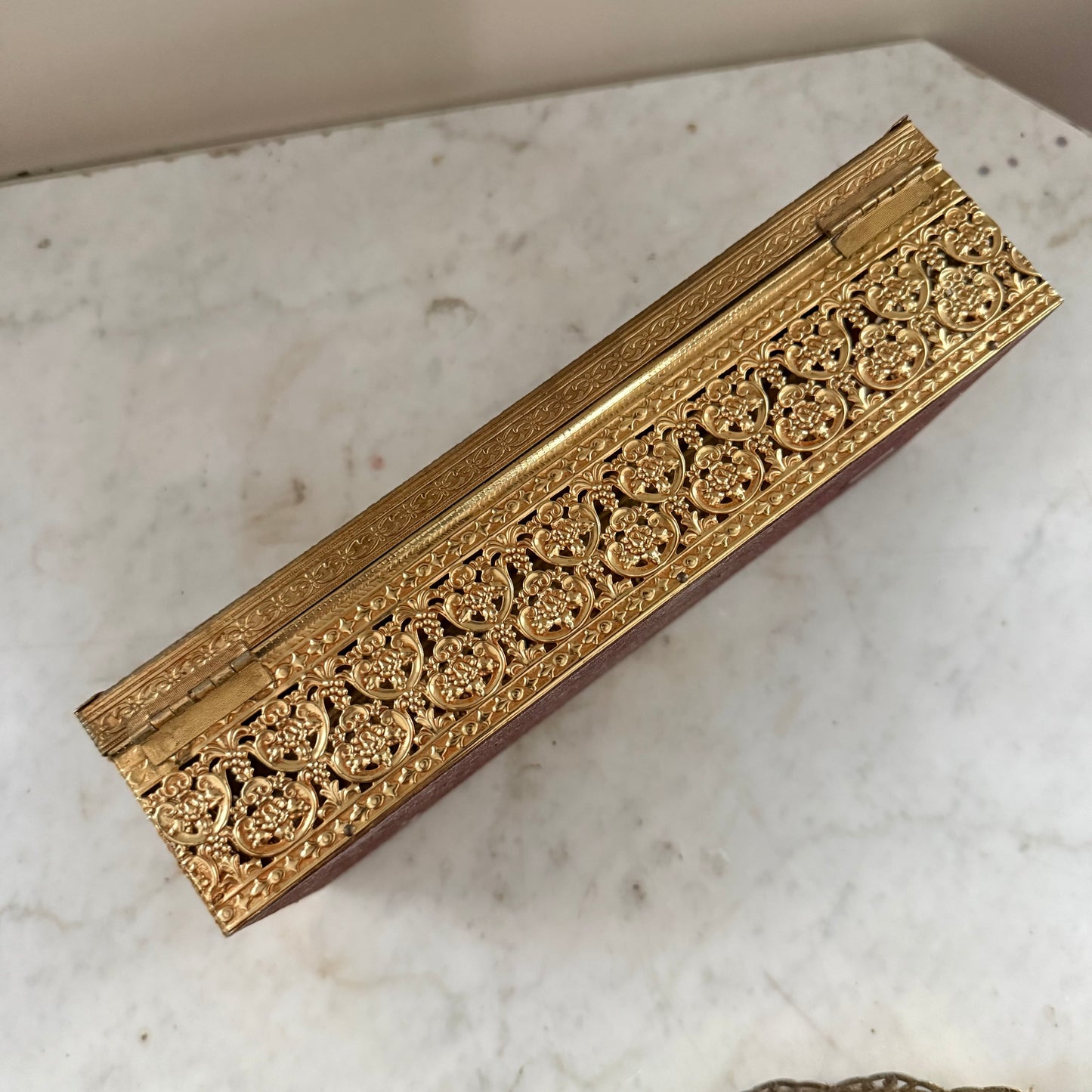 gold filigree tissue box cover