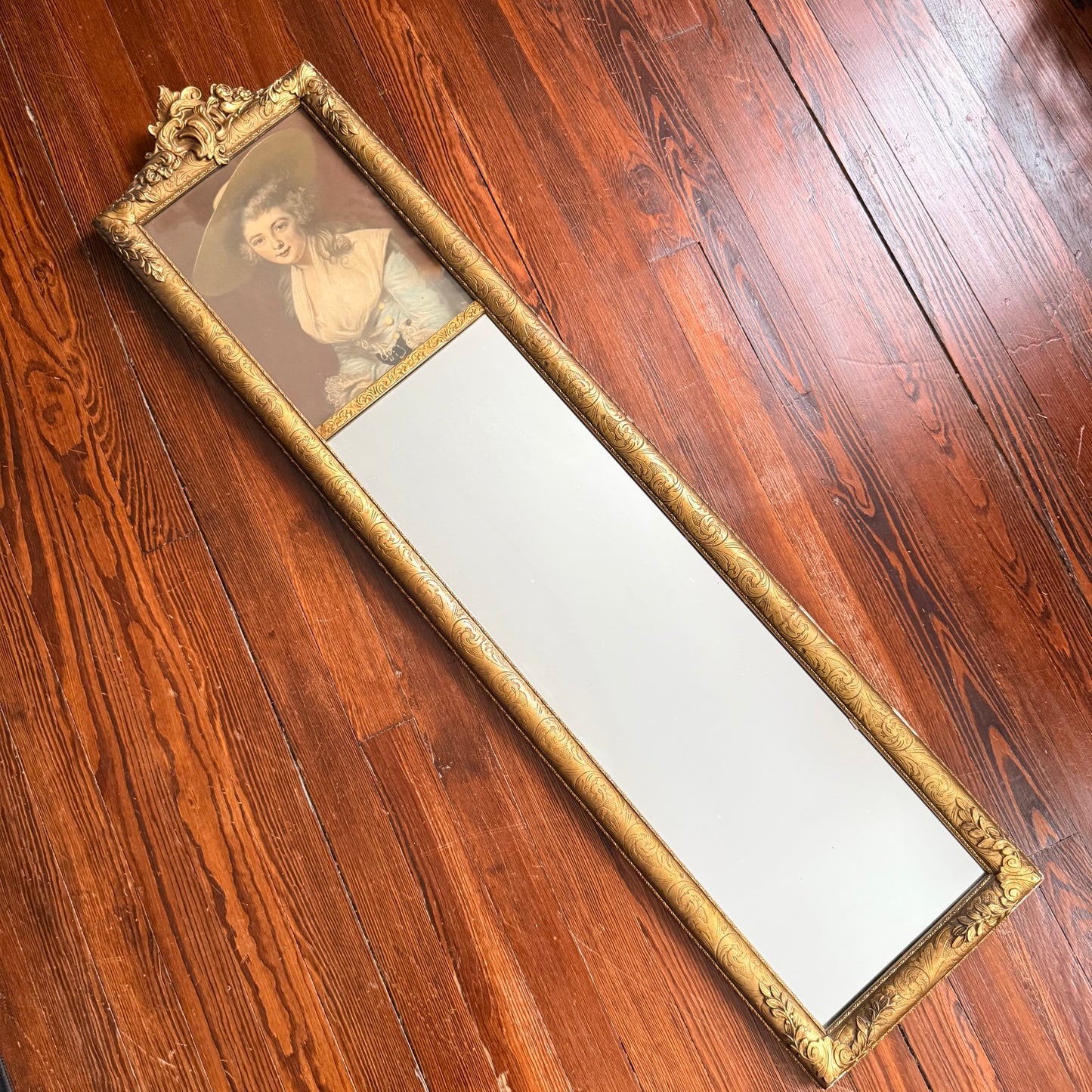 antique wall mirror with lady print