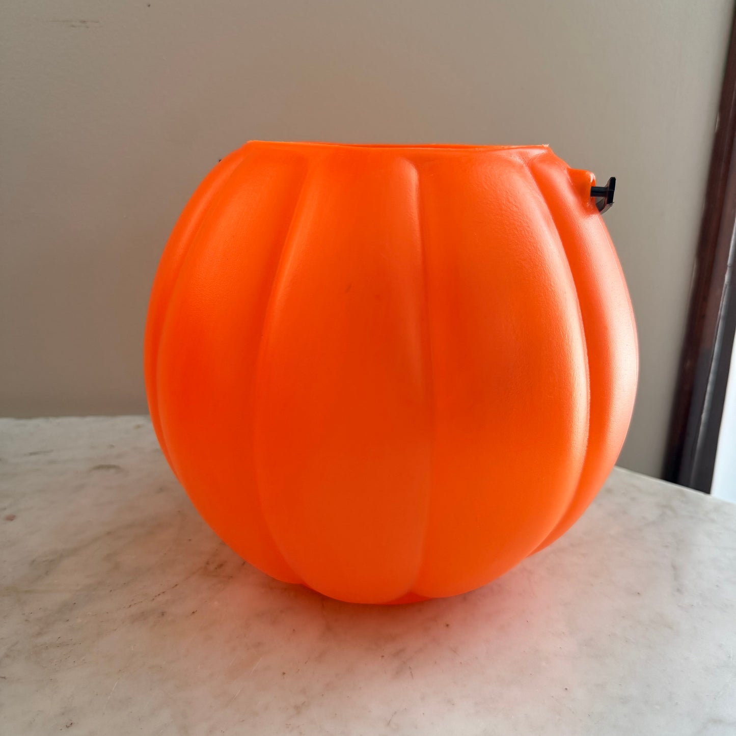 90’s jack-o’-lantern candy bucket