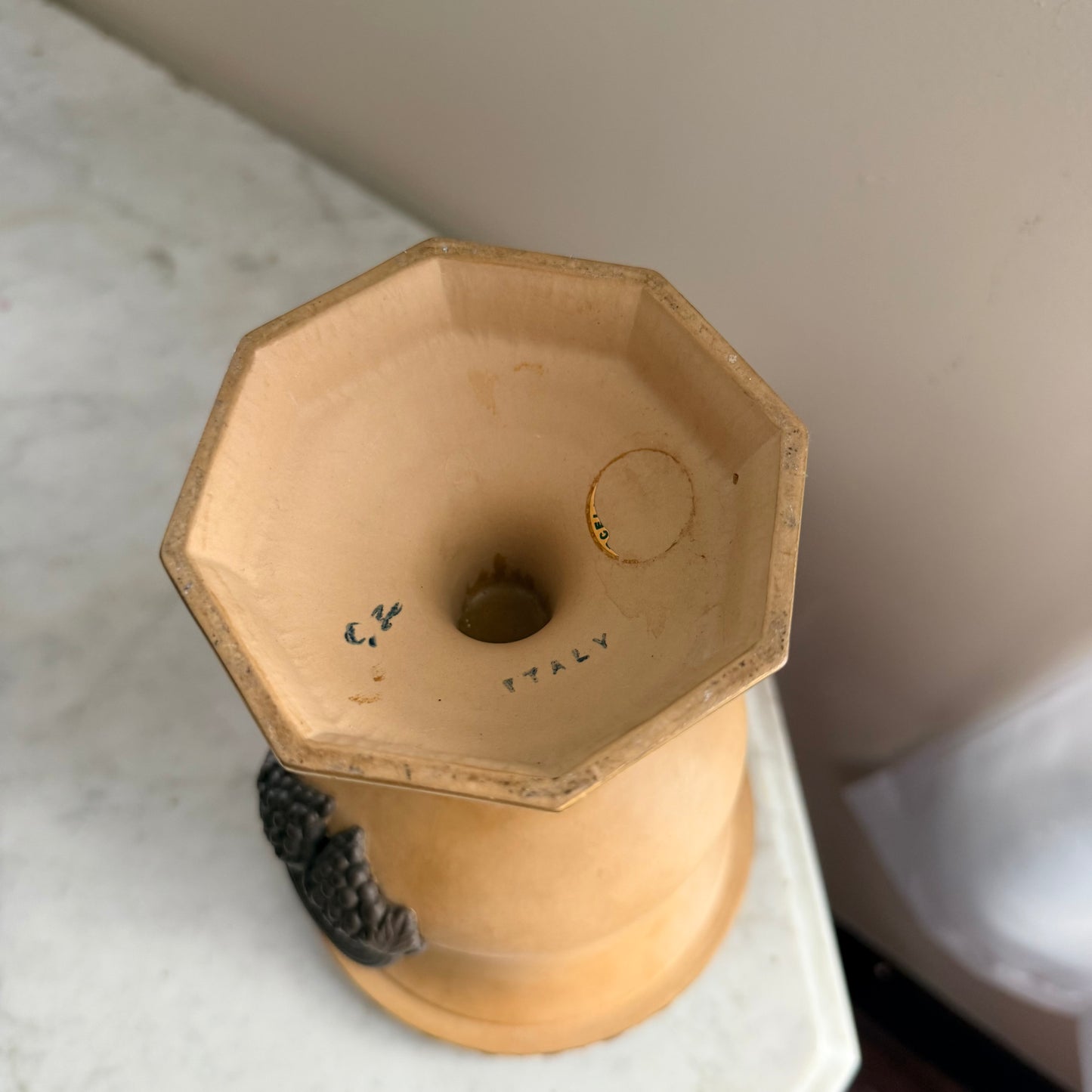 italian urn planter with cameo